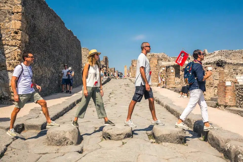 Pompeii & Vesuvius Tour